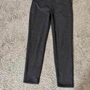 Athleta Leggings Women's Size L Black Gray Printed Cropped Ankle Activewear Yoga
